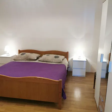 Apartment Apartments Marija *